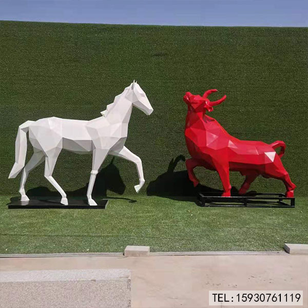 不锈钢动物雕塑.jpg