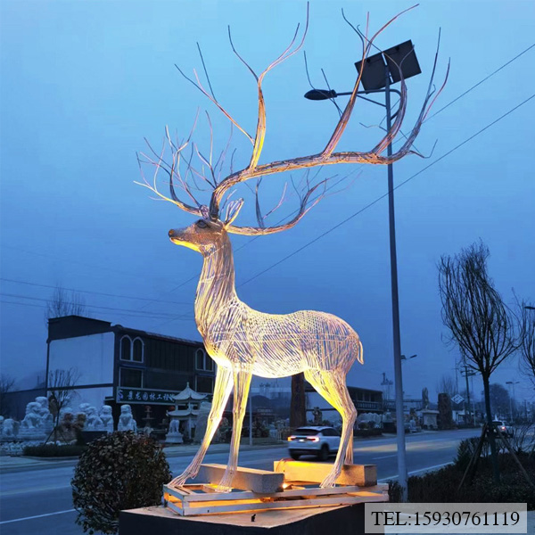 不锈钢夜间发光鹿动物雕塑定制厂家
