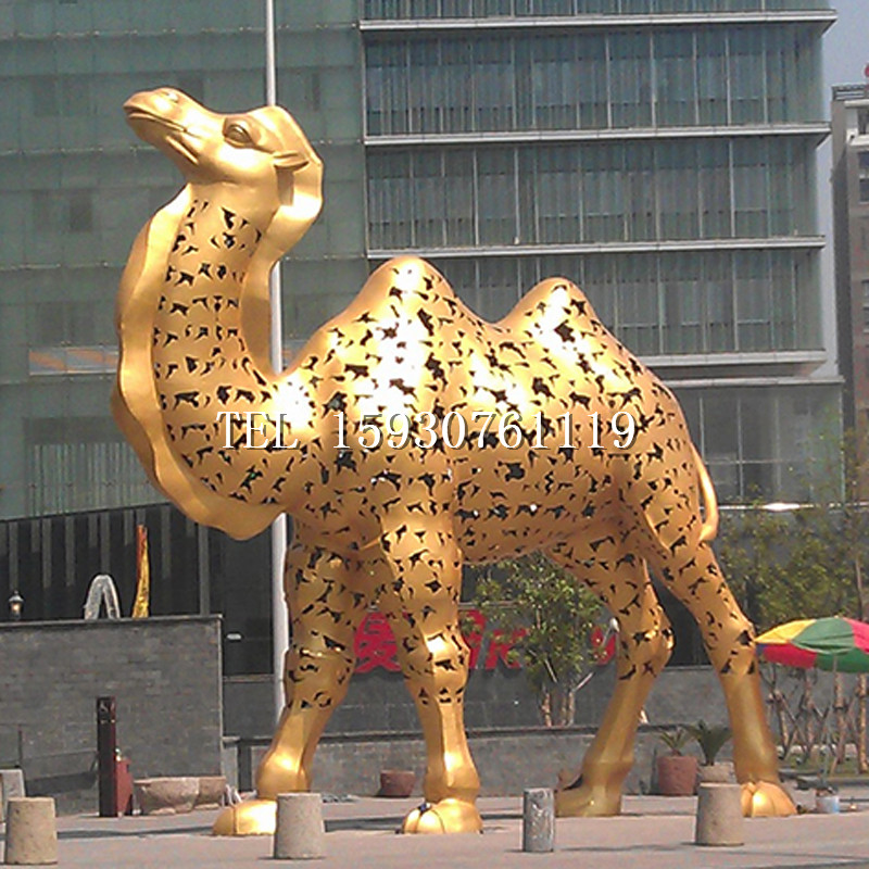 不锈钢透雕彩绘骆驼户外沙漠广场摆件
